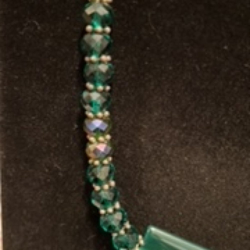 Vintage Green Beaded Necklace Handmade by an Argentine Designer - Picture 3 of 8